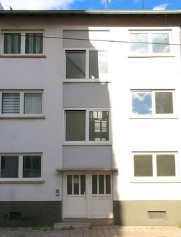 Attraktives Dreiparteienhaus in zentraler Lage von Leimen - ideale Kapitalanlage - Leimen (Baden-Württemberg)