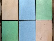 Fliesen ca. 21,5x29,5, 9 Stück blau, 3 Stück beige, 3 Stück grün, - Kiel Ellerbek