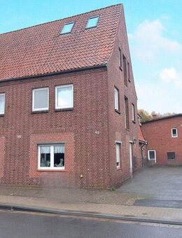 Attraktive Kapitalanlage: Zweifamilienhaus mit 2 Wohneinheiten und zusätzlicher Lagerfläche - Bremervörde