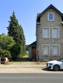 JÄSCHKE - Zweifamilienhaus mit großem Grundstück: Entwicklungschance in Stolberg / Mausbach - Stolberg (Rheinland, Kupferstadt)