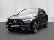 Volvo XC60 Plus Dark Recharge Plug-In Hybrid AWD T8 Twin Engine EU6d StandHZG Leder digitales Cockpit - Aachen