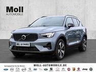 Volvo XC40 Plus Dark Recharge Plug-In Hybrid 2WD T5 Twin Engine EU6d StandHZG Navi digitales Cockpit - Aachen