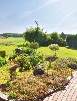 Sanierungsbedürftiges Haus mit viel Potenzial in Feldrandlage! - Hiddenhausen