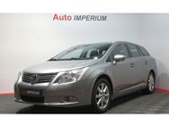 Toyota Avensis Kombi Sol*TEMP*KLIMA*NAVI*PDC*AHK* - Schmidgaden