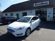 Ford Focus Titanium Navi Kamera Leder - Jänschwalde