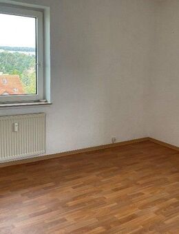 Schöne 2-Zimmer Wohnung mit neuen Bodenbelägen ab März zu vermieten - Melsungen