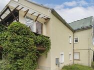 Zuhause für bis zu 2 Familien schaffen: DHH mit Ausbaupotenzial auf weitläufigem Grundstück - Schmölln-Putzkau