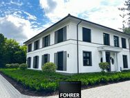 Luxuriöse Doppelhaus-Villa in bester Lage von Alt-Meererbusch Privatstraße mit Toranlage! - Meerbusch