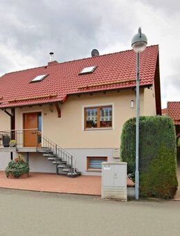 Großes und energieeffizientes Einfamilienhaus im Kahlaer -Schönblick- - Kahla