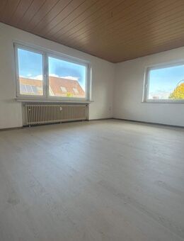 3 Zimmer Wohnung mit Balkon in Bovenden - Reyershausen - Bovenden