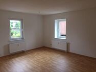 2-Raum Wohnung mit Balkon im 1. Stock in Waldheim - Waldheim