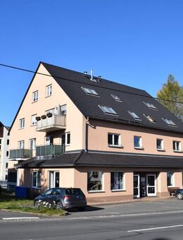Schöne 2-Raum-Wohnung mit Balkon, Stellplatz und Garage in Lichtenberg/Erzgebirge zu vermieten! - Lichtenberg (Erzgebirge)