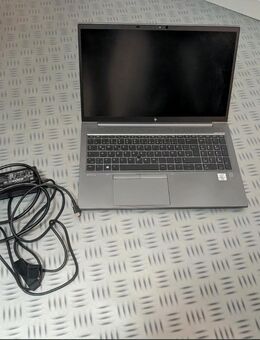 Laptop HP Firefly 15 G7 1J3Q2EA, i7, 32GB RAM, 4K, Nvidia Quadro - Aalen