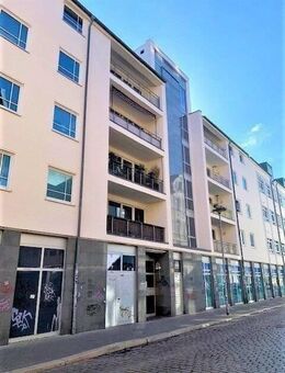 Große 2-Raum Wohnung mit Einbauküche und Balkon in Stadtfeld. - Magdeburg