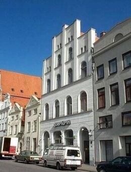 Wahmstraße 2 Zimmerwohnung--sehr ruhige Lage--großes Voll-Bad--Gartennutzung - Lübeck