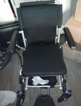 Elektrischer Rollstuhl faltbar der Marke kavakal - Saarlouis