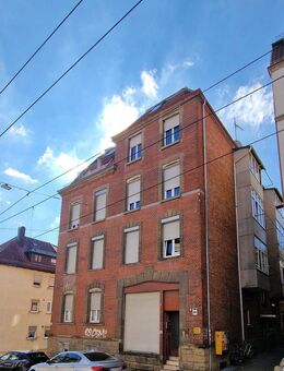 Urbanes Wohnen, charmante 4-Zimmer-Altbauwohnung, in zentraler Lage - Stuttgart