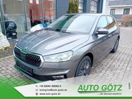 Skoda Fabia, Drive Ãber LichtAssist vo hi VZE Digi SpurAssist Sunset Spiegel elektr anklappbar 4xEFH Armlehne Connect Metallic, Jahr 2022 - Beilngries