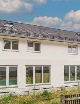 Schöne Neubau-Doppelhaushälfte mit großem Souterrainbereich - bezugsfertig im Frühjahr 2026 - Geltendorf