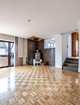 Großzügige Maisonette Wohnung in Brühl - Brühl (Baden-Württemberg)