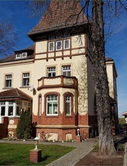 Villa aus der Gründerzeit, Wohn- und Geschäftshaus mit 3 Einheiten - Annaburg