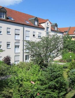 TOP Kapitalanlage! 3-Zimmer-Wohnung mit Parkplatz in ruhiger Lage mit Sonnenbalkon zu verkaufen! - Dresden
