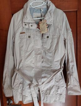 neue Übergangsjacke von Camel Active, Gr. 44 - Moers