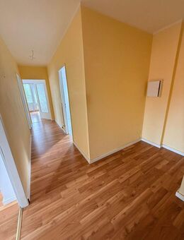 2 Zimmer Dachgeschoß in Köpenick, WBS erforderlich - Berlin