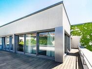 Elegantes Penthouse mit Terrasse und eigenem Dachgarten - Berlin