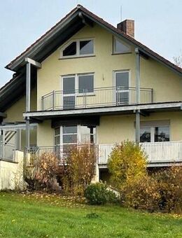 Charmantes Wohnhaus in ansprechender Lage - Hohenroth