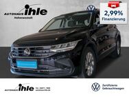 VW Tiguan, 1.5 TSI Life Gar 12 2027 PARKASSIS, Jahr 2022 - Hohenwestedt