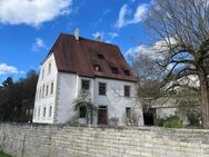 Schloss Eggendobl ein echtes Passauer Unikat mit Blick auf die Donau und Altstadt - Passau