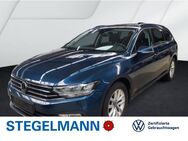 VW Passat Variant, 1.5 TSI Business, Jahr 2023 - Detmold