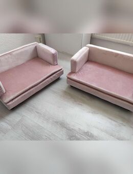 Kindercouch und Tisch +Stühle zu verkaufen - Berlin Marzahn-Hellersdorf