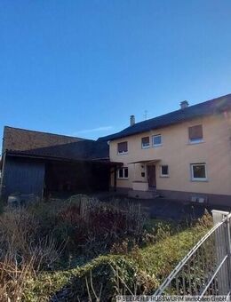 Bietigheim Ortsmitte - Großes Eckgrundstück mit älterem Haus und Scheune - Bietigheim