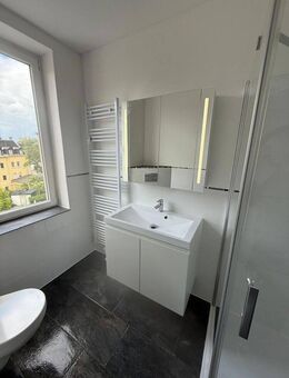 Ihr neues Zuhause in der Innenstadt: 4ZKB, Erstbezug nach Sanierung, mit Einbauküche - Hof