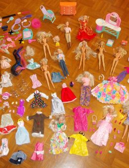 20x Barbie Puppen Möbel Kleidung Mattel Simba - Haltern (See) Zentrum