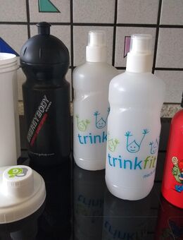 Trinkflaschen für Kinder, Sportflasche - Shaker, Sportflasche, neu unbenutzt - Bibertal