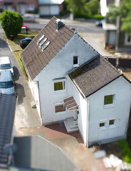 Kompaktes Einfamilienhaus in Remscheid - Günstiger Einstieg, wenig Arbeit, viel Potenzial - Remscheid