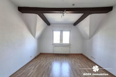 BERK Immobilien - charmante 4-Zi.-DG-Wohnung in Miltenberg - Ideal als Kapitalanlage oder zur Eigennutzung