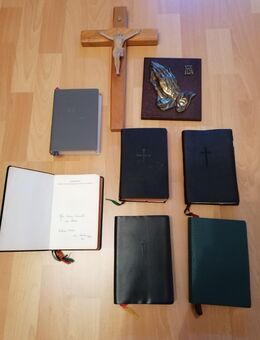 1x Betende Hände von Albrecht Dürer - 6 Gebetbücher - 1xWandkreuz - Kerken