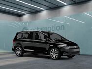 VW Touran, 2.0 TDI Highline, Jahr 2020 - München