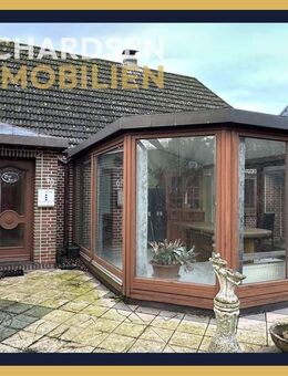 Doppelhaushälfte mit viel Potenzial und Platz in Stedesand - Stedesand