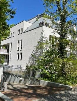 2,5-Zimmer-Maisonette-Dachgeschosswohnung mit Grünblick in ruhiger Wohnlage - Potsdam-Babelsberg-Süd - Potsdam
