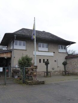 Zuhause im historischen Bahngebäude - ehemaliges Stellwerk mit vielseitigem Ausbaupotenzial! - Gensingen