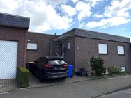Reihenmittelhaus mit Pkw-Stellplatz in Mönchengladbach - Mönchengladbach