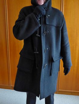 Orig. "Gloverall" Dufflecoat *Wie Neu* Gr. 56-58 / Gr. XL-XXL Farbe: Anthrazit/Dunkelgrau. 70% Wolle. Sehr strapazierbar ! Innen: dezentes Karomuster. Bequemer Schnitt, großzügige Kapuze. Praktischer "Allrounder" für kühlere Tage - Bad Oeynhausen