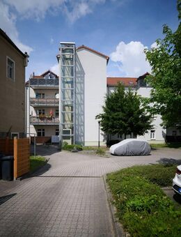 Provisionsfreie 3-Raumwohnung in Zentrumsrandlage mit Balkon !!! AUFZUG vorhanden !!! - Oschatz