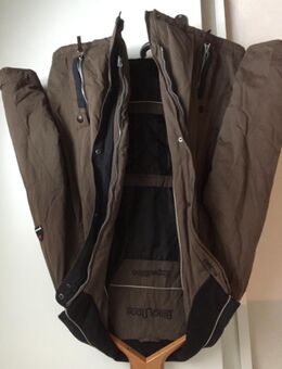 Herrenjacke mit Kaputze , Fa. Black Stone Expedition - Emsdetten Zentrum