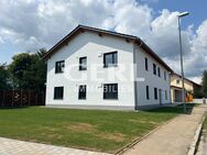 Erstbezug - Helle 2-Zimmer-Wohnung mit Balkon und Carport in Hunderdorf im Obergeschoss (WHG 04) - Hunderdorf